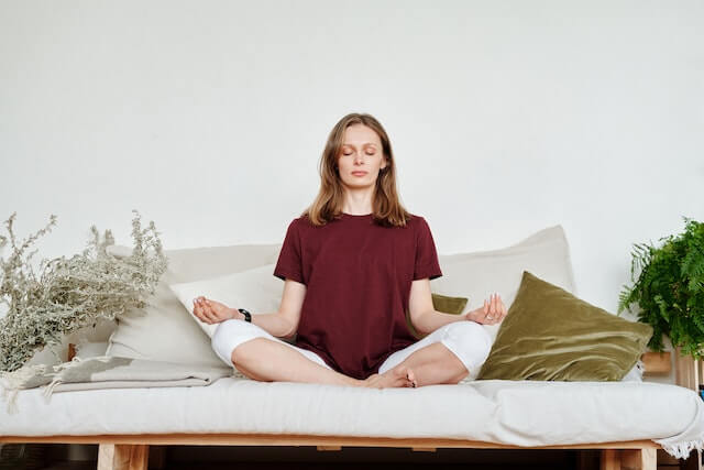 Want to Meditate but Don’t Know Where to Start? Dive into Guided Meditation!